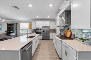 Photo of Listing #RX-11110712