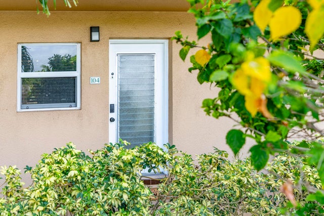 3 of 94 - 2600 Ne 1st Lane #104, Boynton Beach, FL