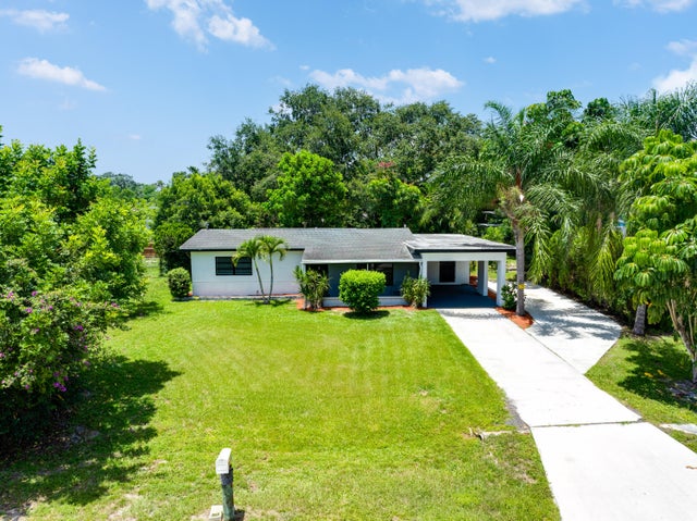 2 of 32 - 2403 Kelly Court, Fort Pierce, FL