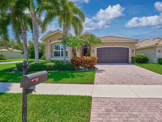 4 of 90 - 10807 Redlake Isle(s) E, Boynton Beach, FL