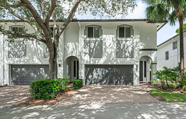 3 of 48 - 2704 Treasure Cove Circle, Dania, FL
