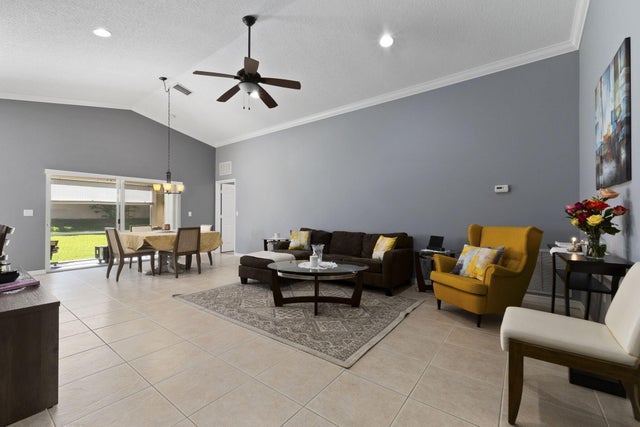 4 of 40 - 475 Sw Talquin Lane, Port Saint Lucie, FL
