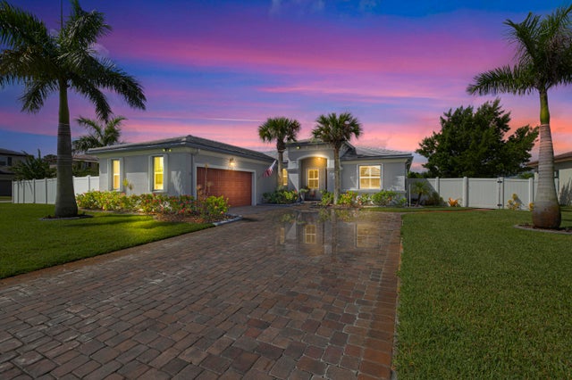 2 of 104 - 7352 Nw Greenspring Street, Port Saint Lucie, FL