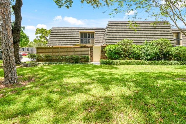 1 of 56 - 630 6th Terrace, Palm Beach Gardens, FL
