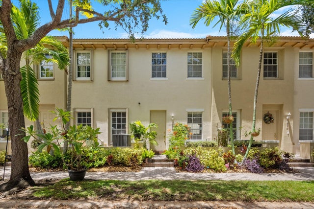 1 of 27 - 609 Nw 24th Avenue, Boynton Beach, FL