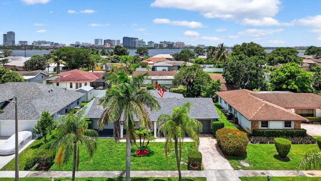 3 of 45 - 600 S Mangonia Circle, West Palm Beach, FL