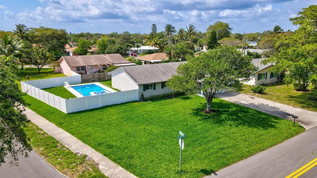 1 of 38 - 510 Kingbird Circle, Delray Beach, FL