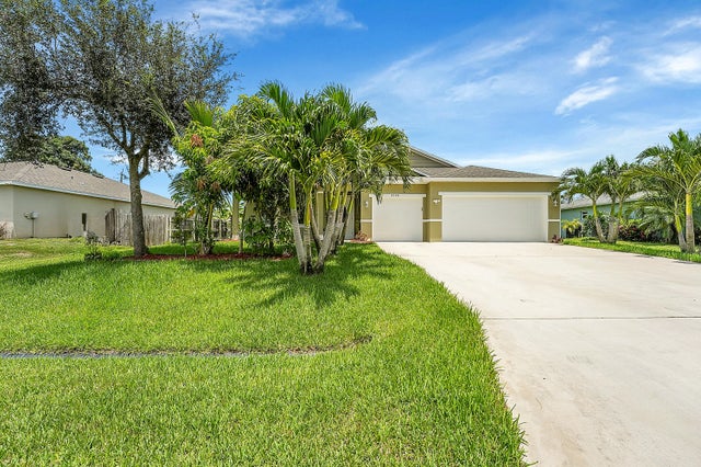 2 of 26 - 4326 Sw Calah Circle, Port Saint Lucie, FL