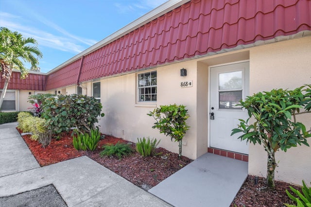2 of 30 - 868 Worcester B Lane #b, Lake Worth, FL