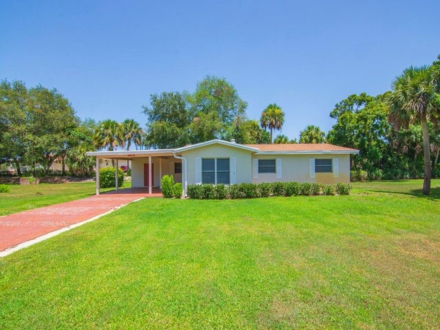 2 of 32 - 4606 30th Ave, Vero Beach, FL