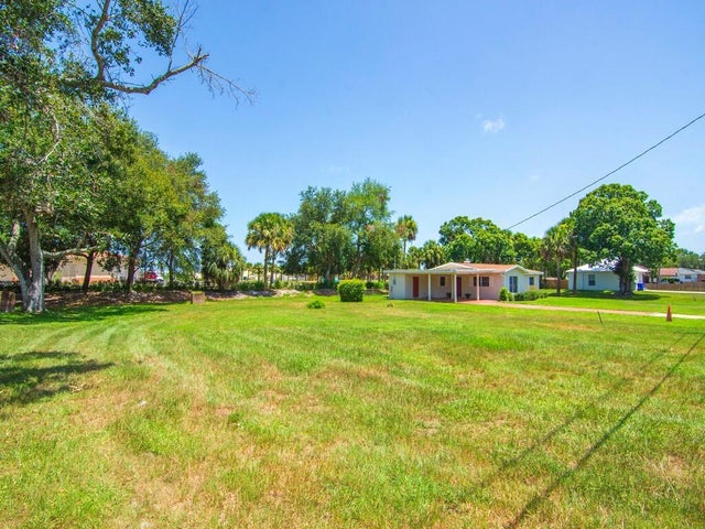 4 of 32 - 4606 30th Ave, Vero Beach, FL