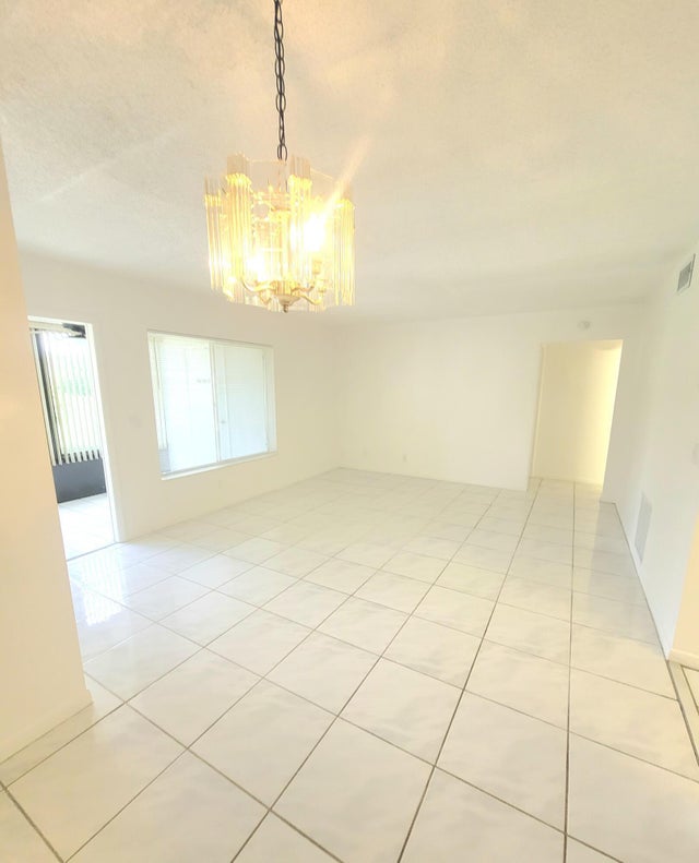 3 of 17 - 217 Pine Hov Circle #a-1, Greenacres, FL