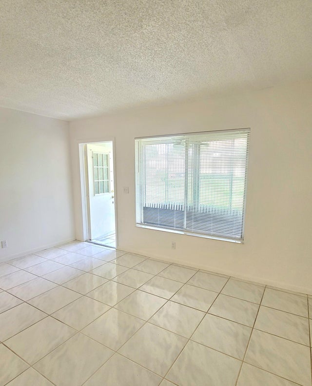 5 of 17 - 217 Pine Hov Circle #a-1, Greenacres, FL
