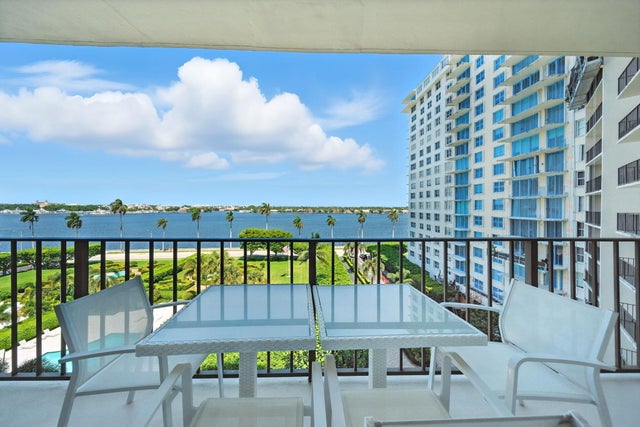 3 of 39 - 1801 S Flagler Drive #709, West Palm Beach, FL