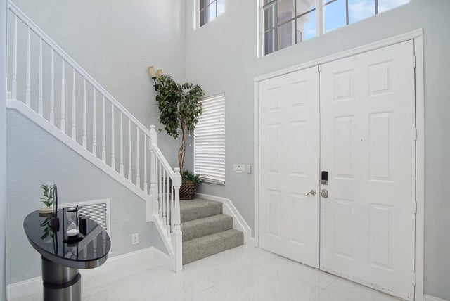 5 of 39 - 2757 Sw Ann Arbor Road, Port Saint Lucie, FL