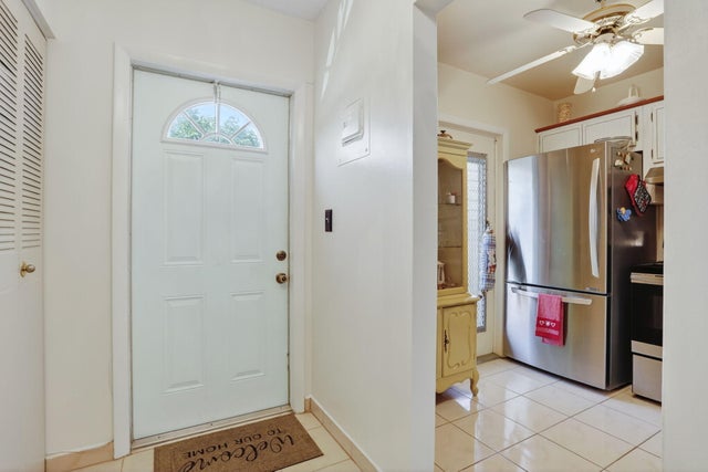 3 of 34 - 5111 W Oakland Park Boulevard #201, Lauderdale Lakes, FL
