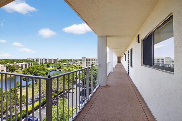 4 of 68 - 7290 Kinghurst Drive #803, Delray Beach, FL