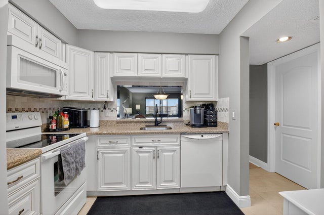 5 of 68 - 7290 Kinghurst Drive #803, Delray Beach, FL