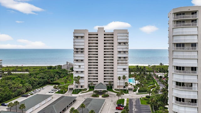1 of 66 - 5051 N Highway A1a #t-6, Fort Pierce, FL