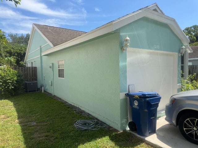 4 of 39 - 1223 Ute Street, Jupiter, FL