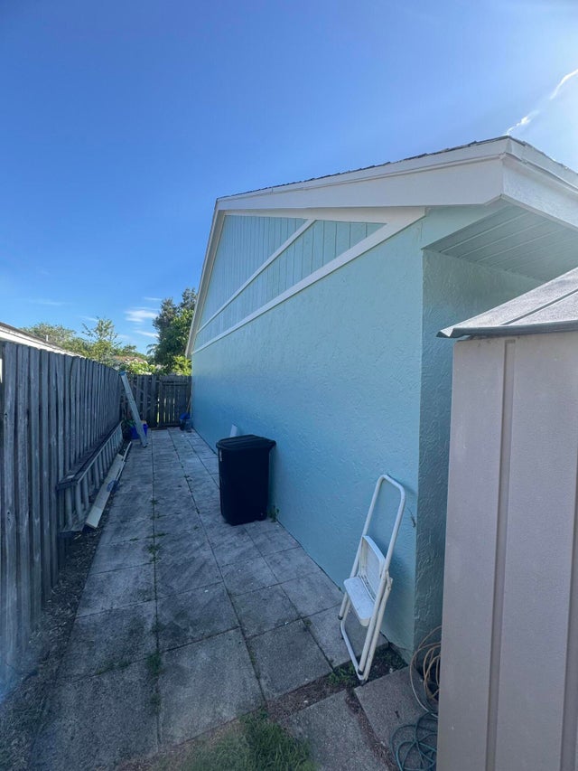 5 of 39 - 1223 Ute Street, Jupiter, FL