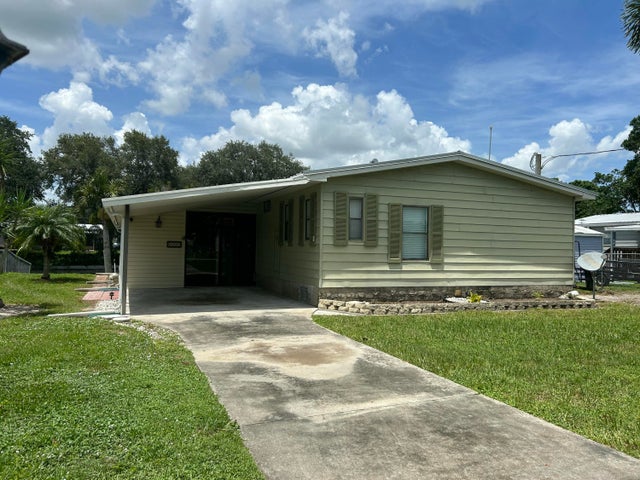 1 of 18 - 3135 Se 20th Court, Okeechobee, FL