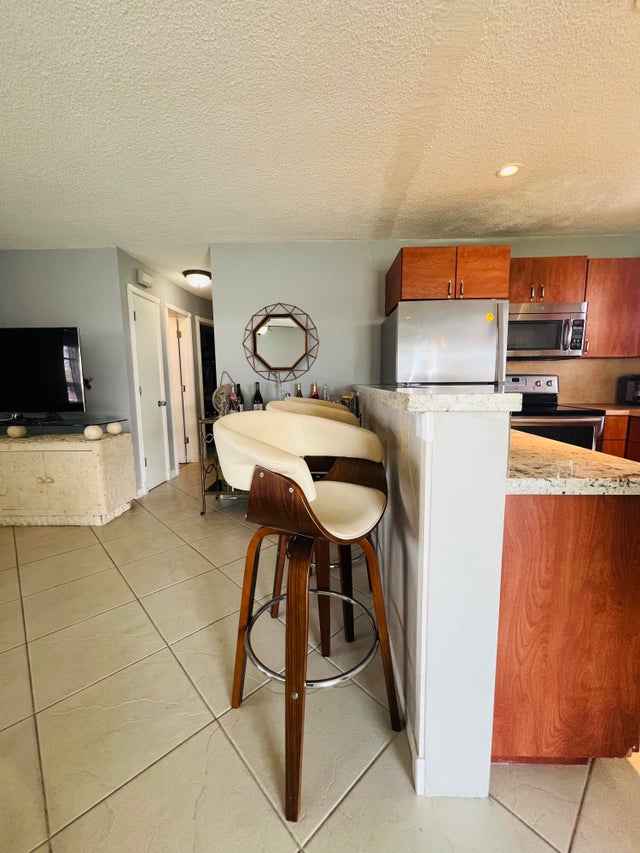 4 of 27 - 4301 Nw 1st Terrace, Deerfield Beach, FL