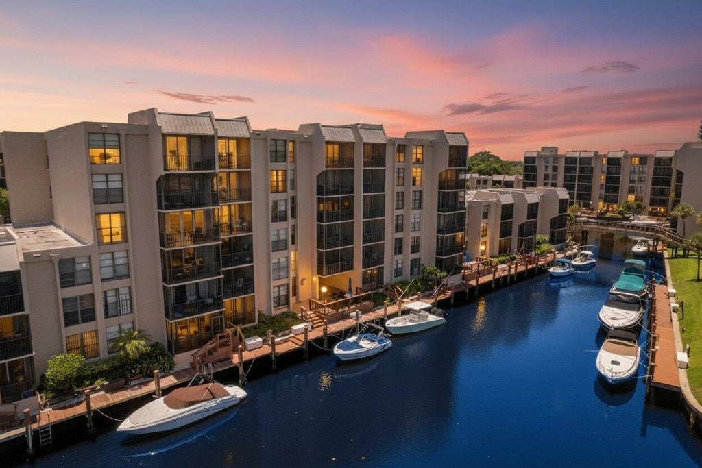 6 Royal Palm Way #509, Boca Raton