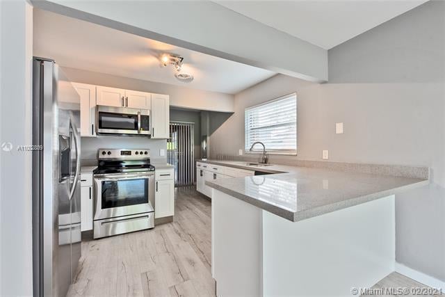 3 of 21 - 197 Sandpiper Avenue, Royal Palm Beach, FL