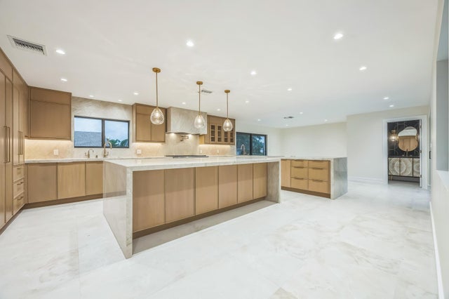 3 of 33 - 7033 San Sebastian Circle, Boca Raton, FL