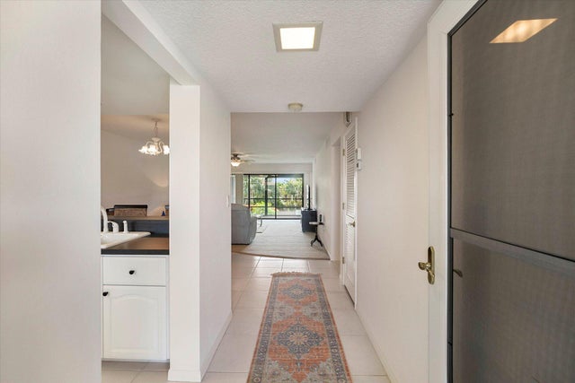 5 of 39 - 1600 Ne Dixie Highway #10-205, Jensen Beach, FL