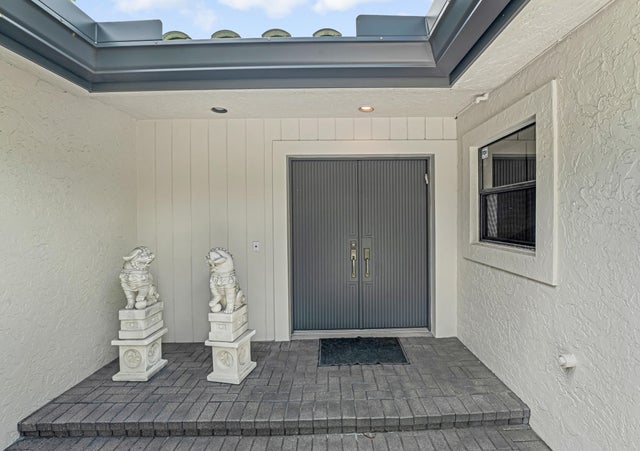4 of 104 - 14 Bristol Circle, Boynton Beach, FL