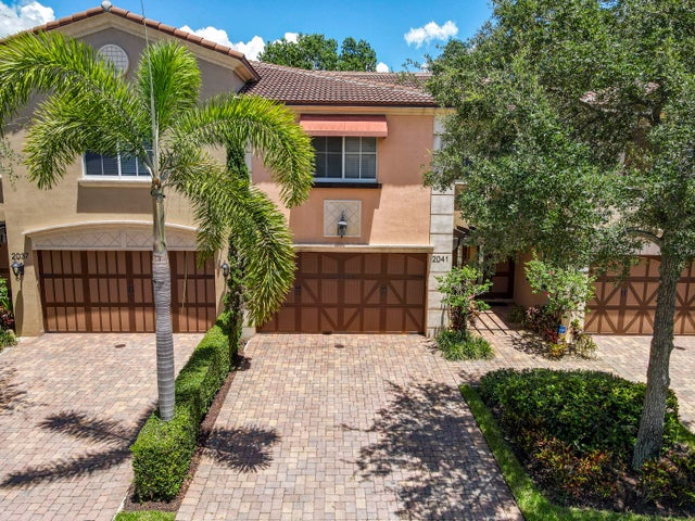 2041 Foxtail View Court, West Palm Beach
