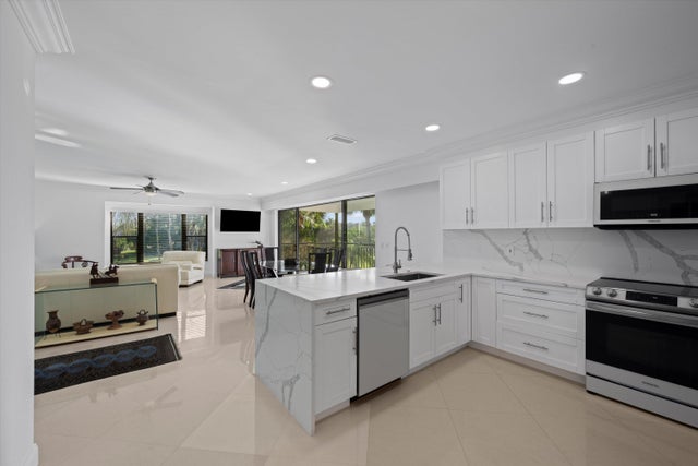 4 of 33 - 13321 Polo Club Road #c203, Wellington, FL