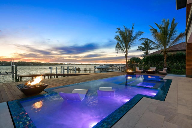 1 of 46 - 819 N Atlantic Drive, Lantana, FL