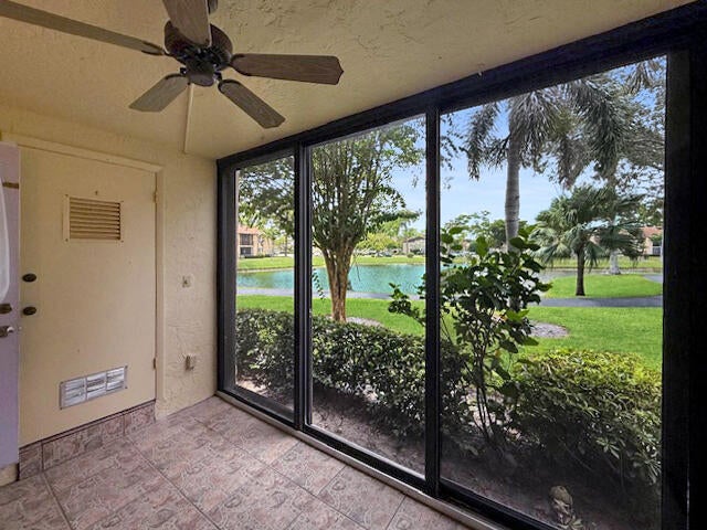 2 of 16 - 211 Pine Hov Circle #b-1, Greenacres, FL