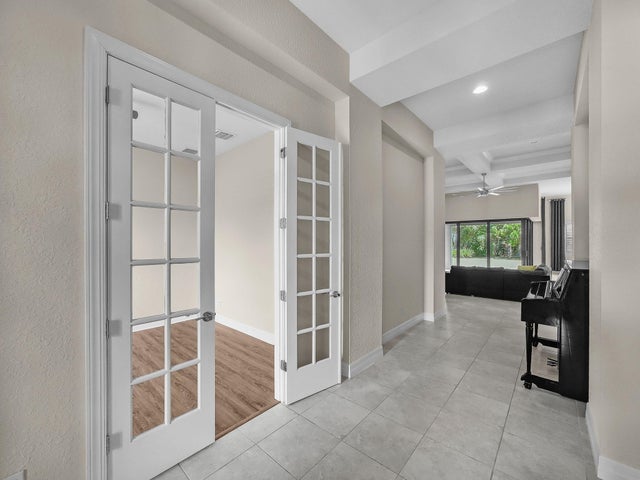 4 of 41 - 724 Sw Sea Green Street, Palm City, FL