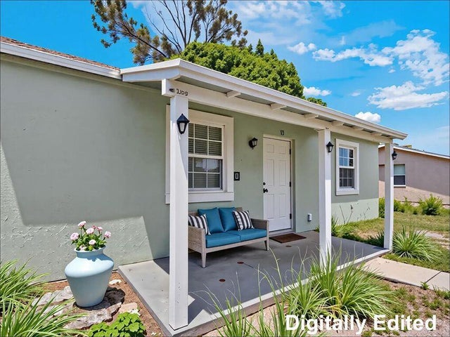 2 of 20 - 570 W 3rd Street, Riviera Beach, FL