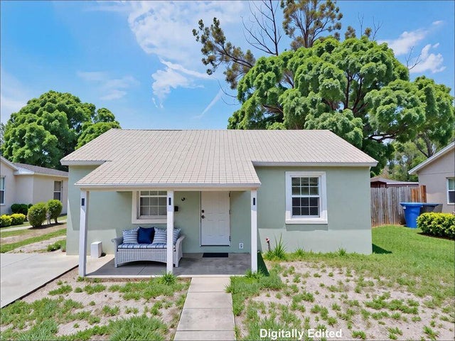 4 of 20 - 570 W 3rd Street, Riviera Beach, FL