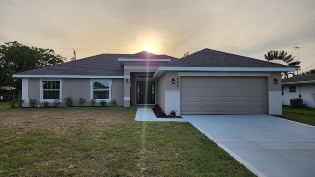 2 of 25 - 1094 Sw Gatlin Boulevard, Port Saint Lucie, FL