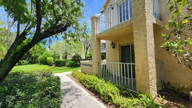 2 of 37 - 1610 Se Green Acres Circle #q-202, Port Saint Lucie, FL