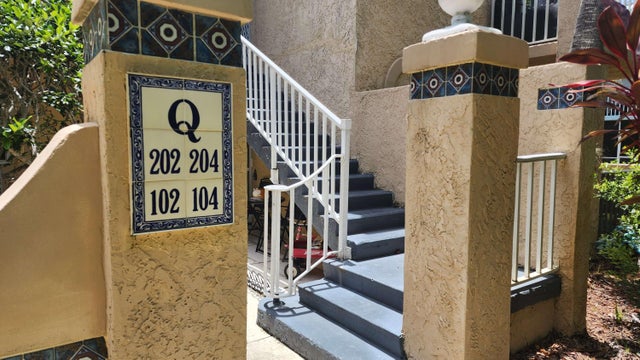 3 of 37 - 1610 Se Green Acres Circle #q-202, Port Saint Lucie, FL
