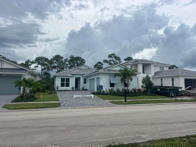1 of 19 - 219 Se Calmo Circle, Port Saint Lucie, FL