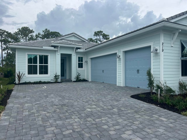 2 of 19 - 219 Se Calmo Circle, Port Saint Lucie, FL