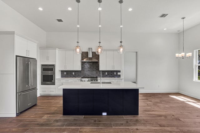 3 of 21 - 219 Se Calmo Circle, Port Saint Lucie, FL