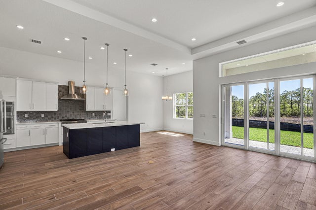 5 of 21 - 219 Se Calmo Circle, Port Saint Lucie, FL