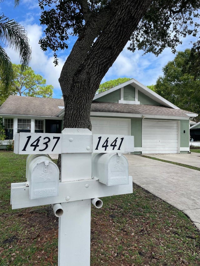 3 of 40 - 1437 Se Rivergreen Circle, Port Saint Lucie, FL