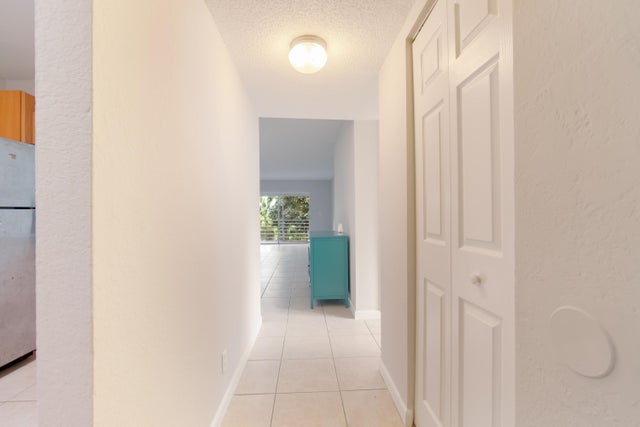 2 of 17 - 120 Sparrow Drive #314, Royal Palm Beach, FL