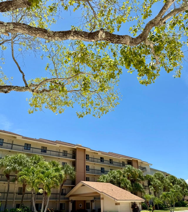 601 Seafarer Circle #504, Jupiter