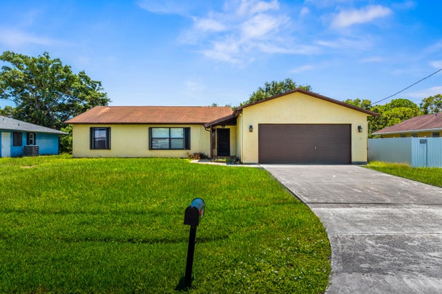 1 of 38 - 441 Sw Curtis Street, Port Saint Lucie, FL